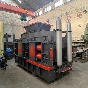 2PG1500x800直連式液壓對(duì)輥破碎機(jī)發(fā)往新疆 2PG1500x800直連式液壓對(duì)輥破碎機(jī)發(fā)往新疆