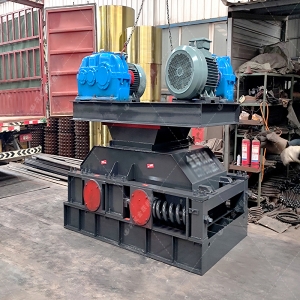 2PGC600X900雙齒輥式破碎機(jī)發(fā)往青海 2PGC600X900雙齒輥式破碎機(jī)發(fā)往青海