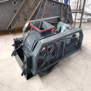 2PG400X400小型碎玻璃破碎機(jī)發(fā)往山東鄹平 2PG400X400小型碎玻璃破碎機(jī)發(fā)往山東鄹平