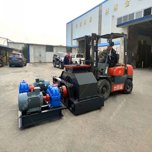 中型直連式對輥破碎機發貨 破碎石英砂 中型直連式對輥破碎機發貨 破碎石英砂