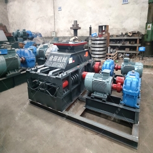 86型直連式對輥破碎機設備 中型破碎機發貨圖片 86型直連式對輥破碎機設備 中型破碎機發貨圖片