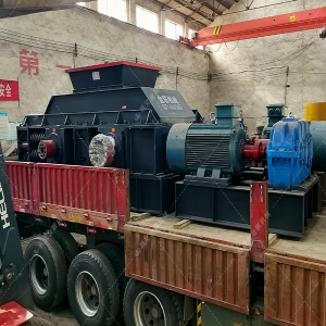 2PG1500x1000大型對(duì)輥破碎機(jī)發(fā)往陜西 2PG1500x1000大型對(duì)輥破碎機(jī)發(fā)往陜西