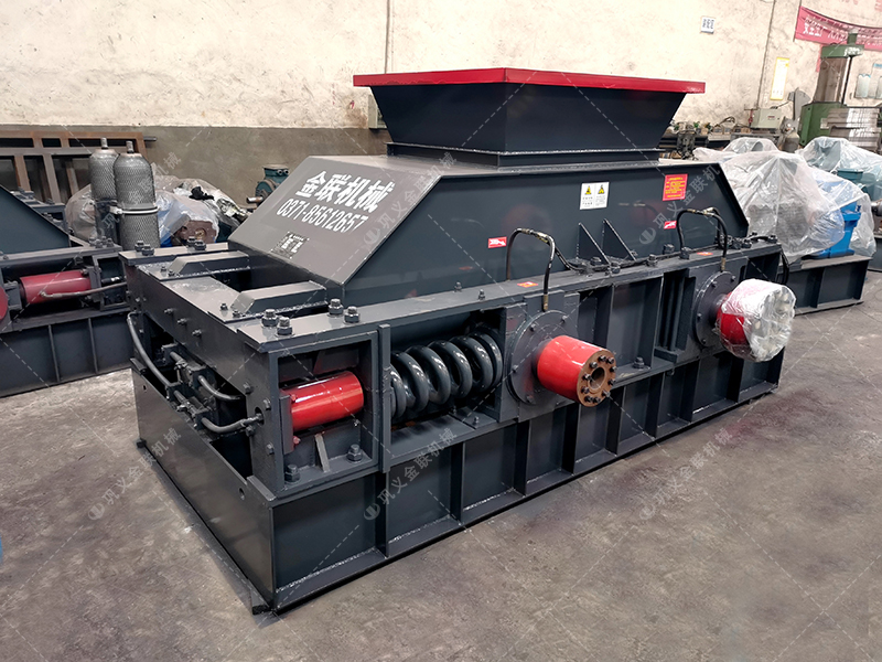 對輥破碎機破1噸礦石消耗多少電？